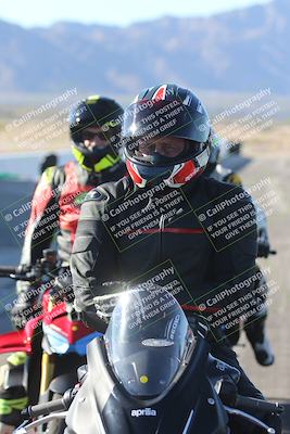 media/Dec-01-2025-Moto Forza (Mon) [[2daa91e15f]]/4-Around the Pits/